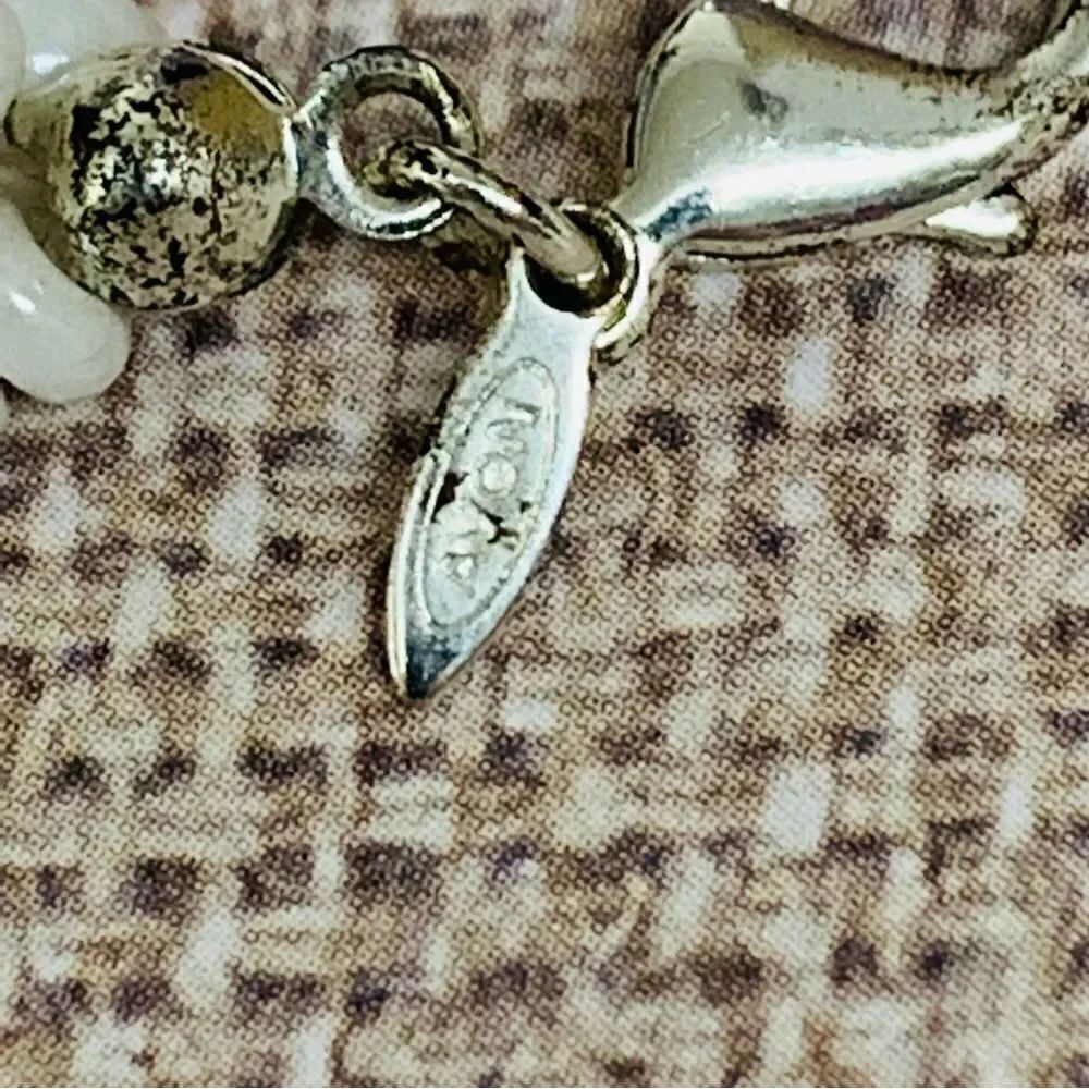 Avon Beaded Shell Necklace‎ - Picture 3 of 3